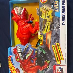 Hot Wheels T-Rex Rampage Playset - Red